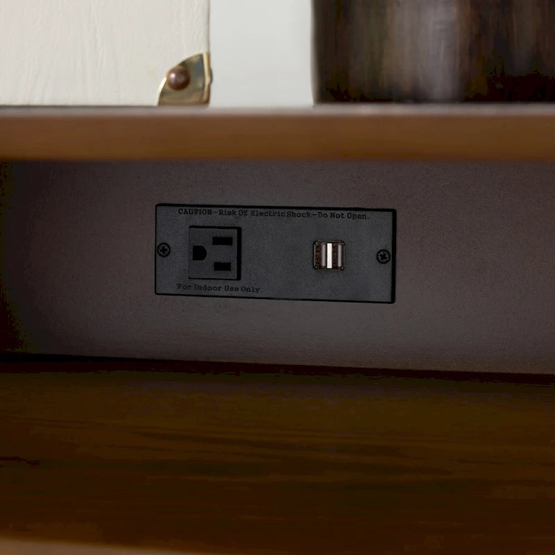 SAFAVIEH Sydni Nightstand with Usb Charging Port
